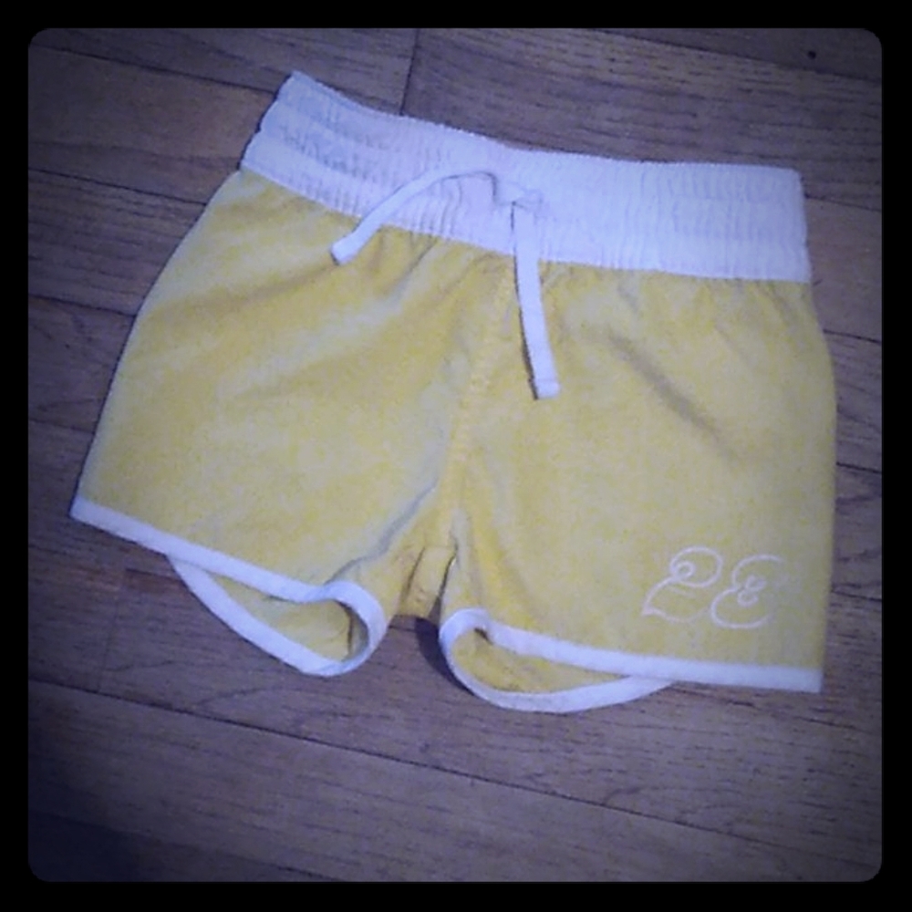 💚💚Girls size can 4/5 yellow board shorts